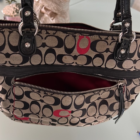 𝗖𝗼𝗮𝗰𝗵 purse - Picture 6 of 6